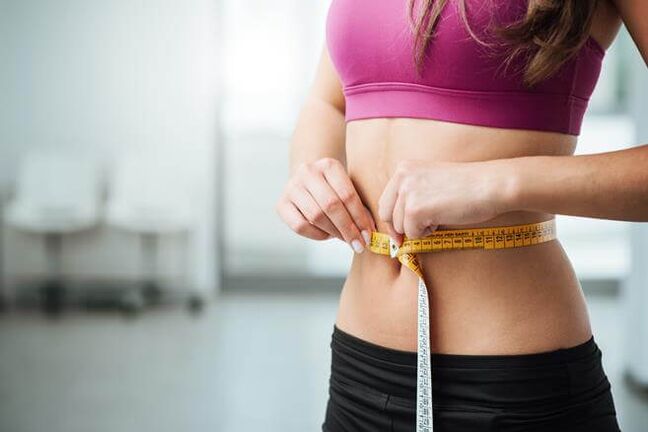 نتیجه کاهش وزن در رژیم غذایی کم کربوهیدرات است که می توان آن را از طریق خروج تدریجی حفظ کرد